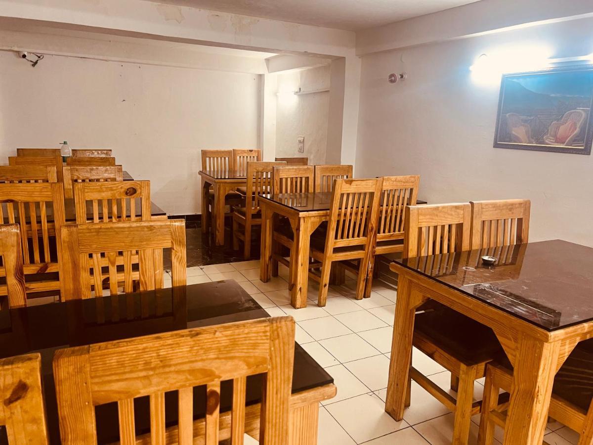 Hotel Solitaire - With Best View Of Mountains Manāli Екстериор снимка
